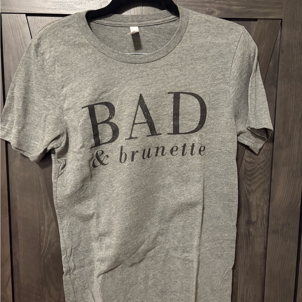 Bad & Brunette Gray Graphic T-Shirt